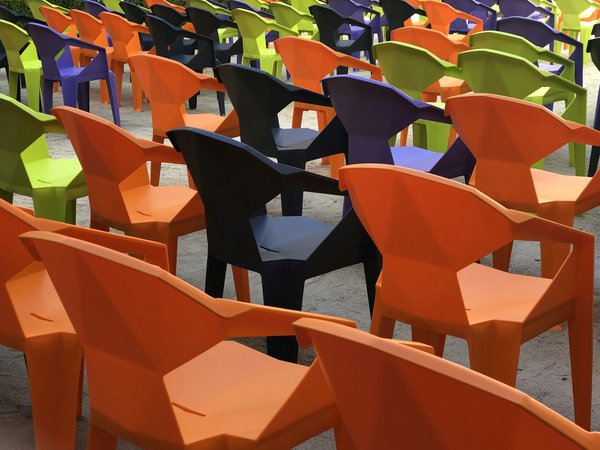 Location de mobilier événementiel : les secrets d'une organisation réussie